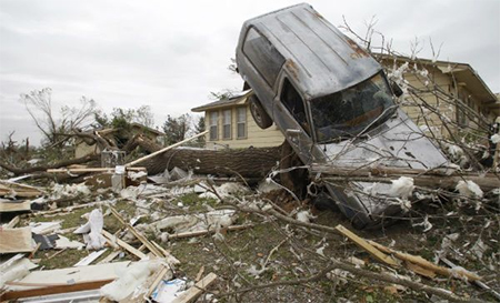 Tormentas y tornados atacan el centro y sur de EEUU